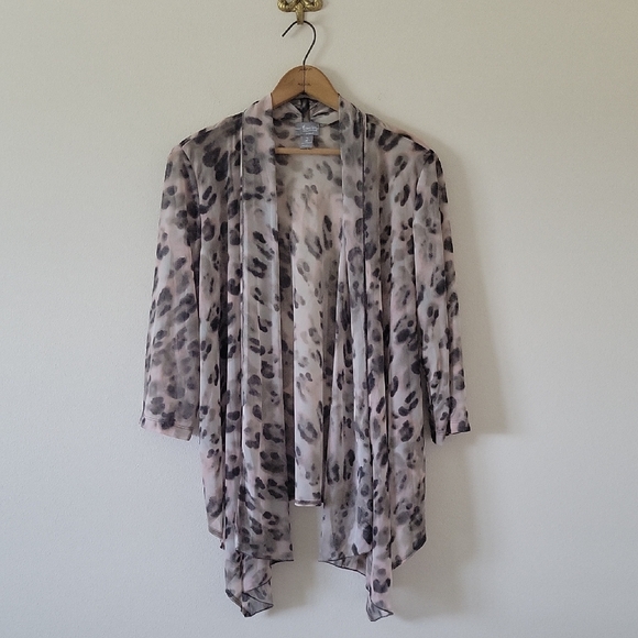 Chico's Travelers Sheer Mesh Animal Print Open Front Topper Cardigan Size Large - Picture 1 of 6